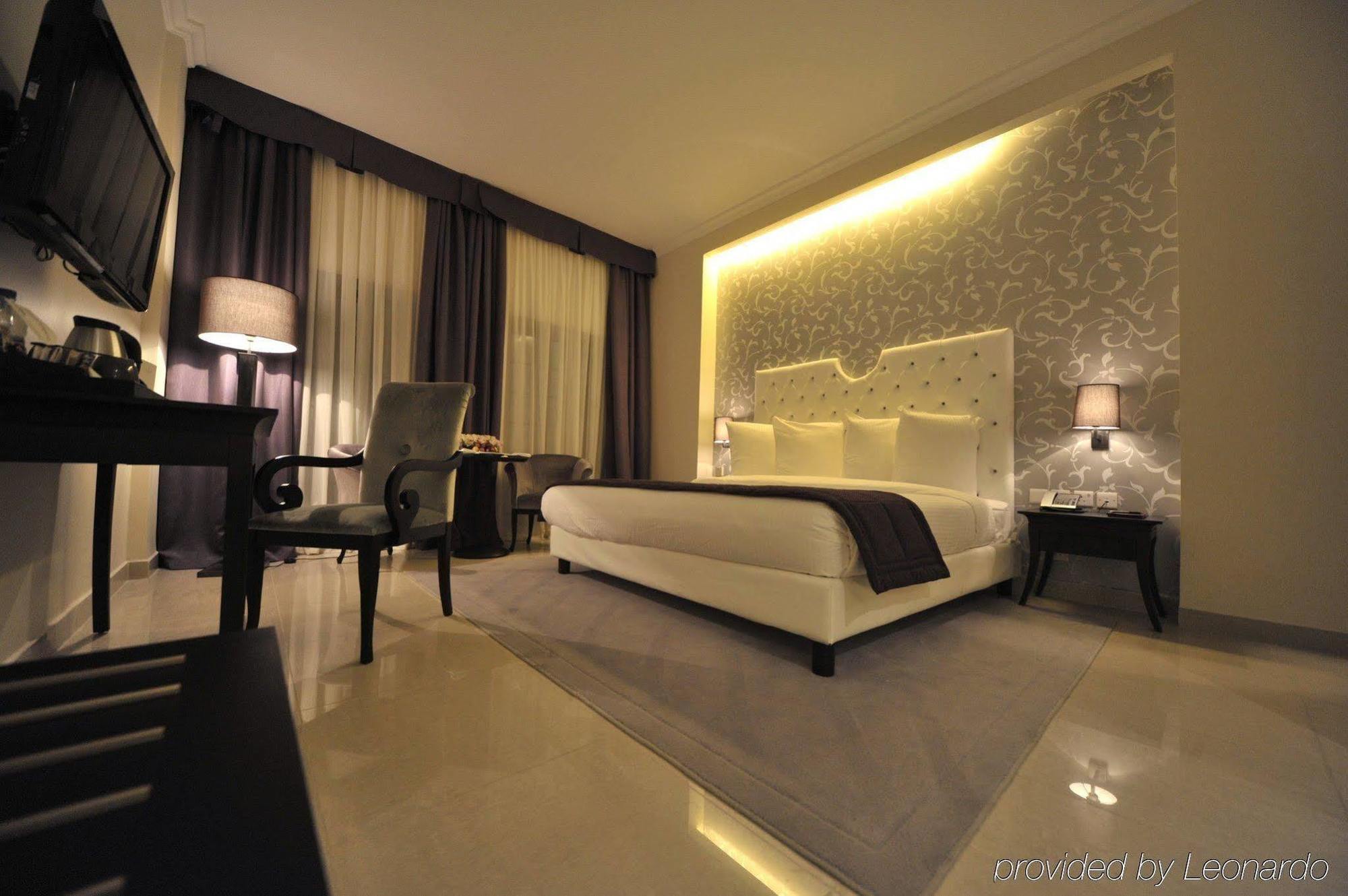 Il Palazzo Hotel And Suites Амман Екстер'єр фото